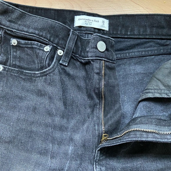 Abercrombie and Fitch Black Straight Denim Jeans - Picture 5 of 8